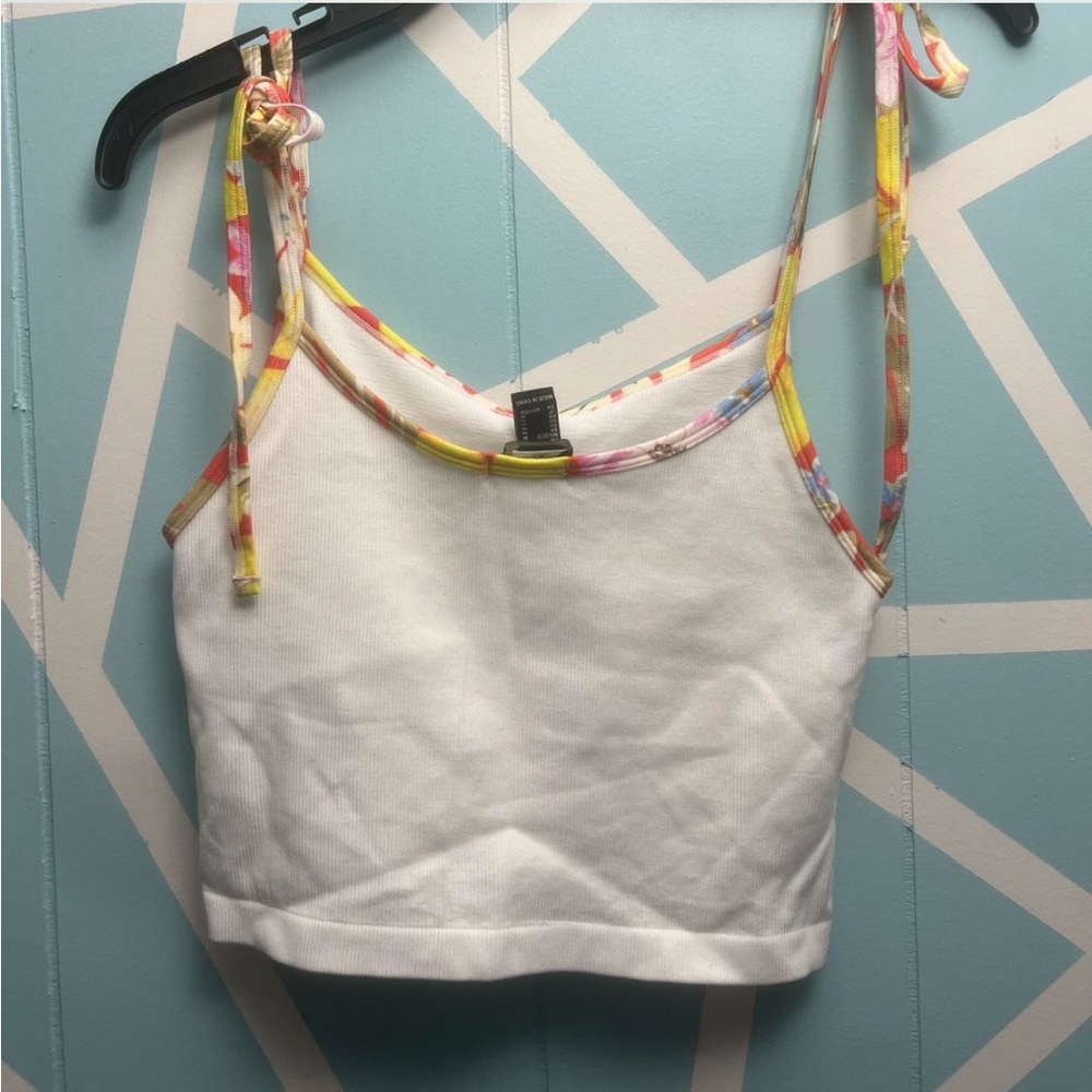 Forever 21 Top - Picture 2 of 2